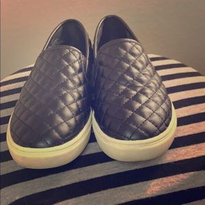 Steve Madden slip on shoes
